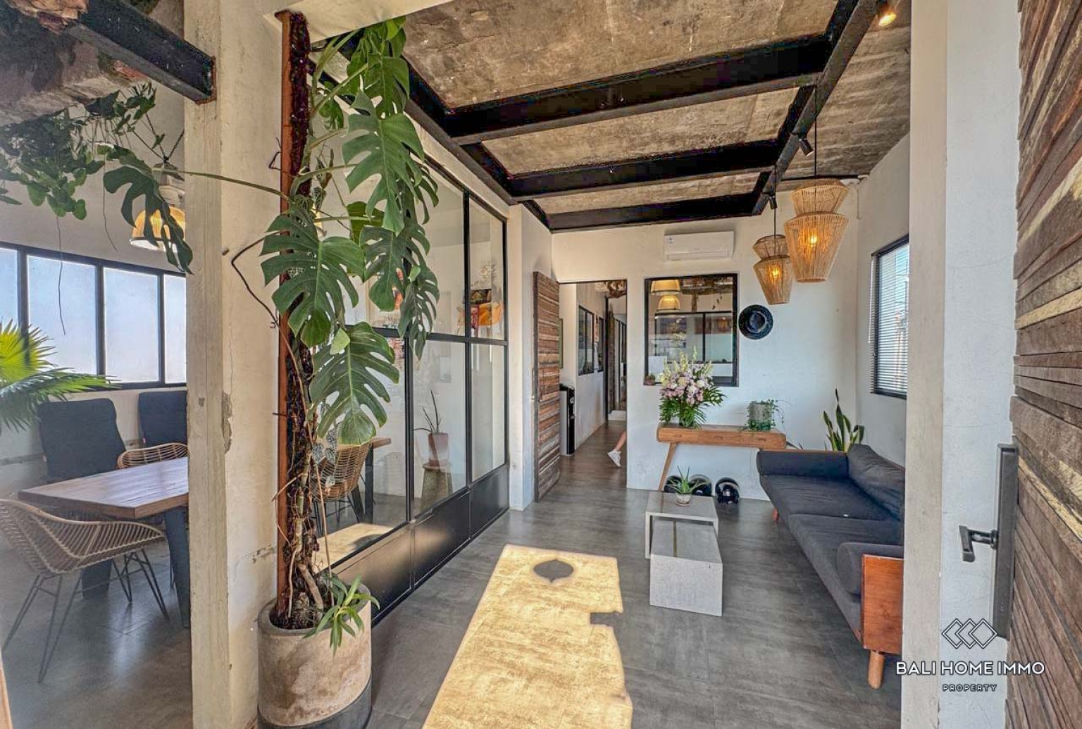 Streetfront Office for sale and long term rental in Bali Canggu Berawa view 8