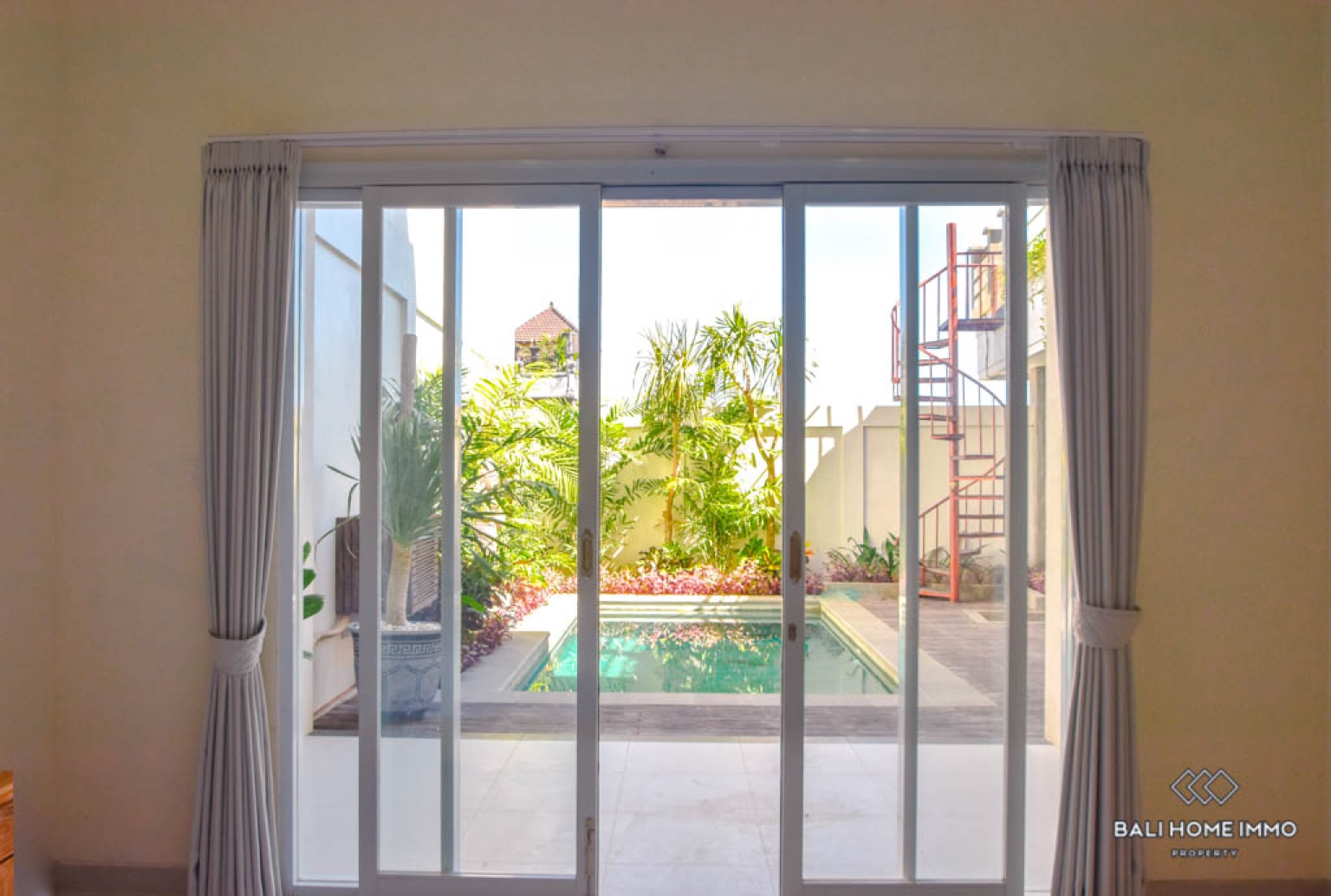 Superbe villa de 3 chambres à louer dans le quartier résidentiel de Canggu view 7