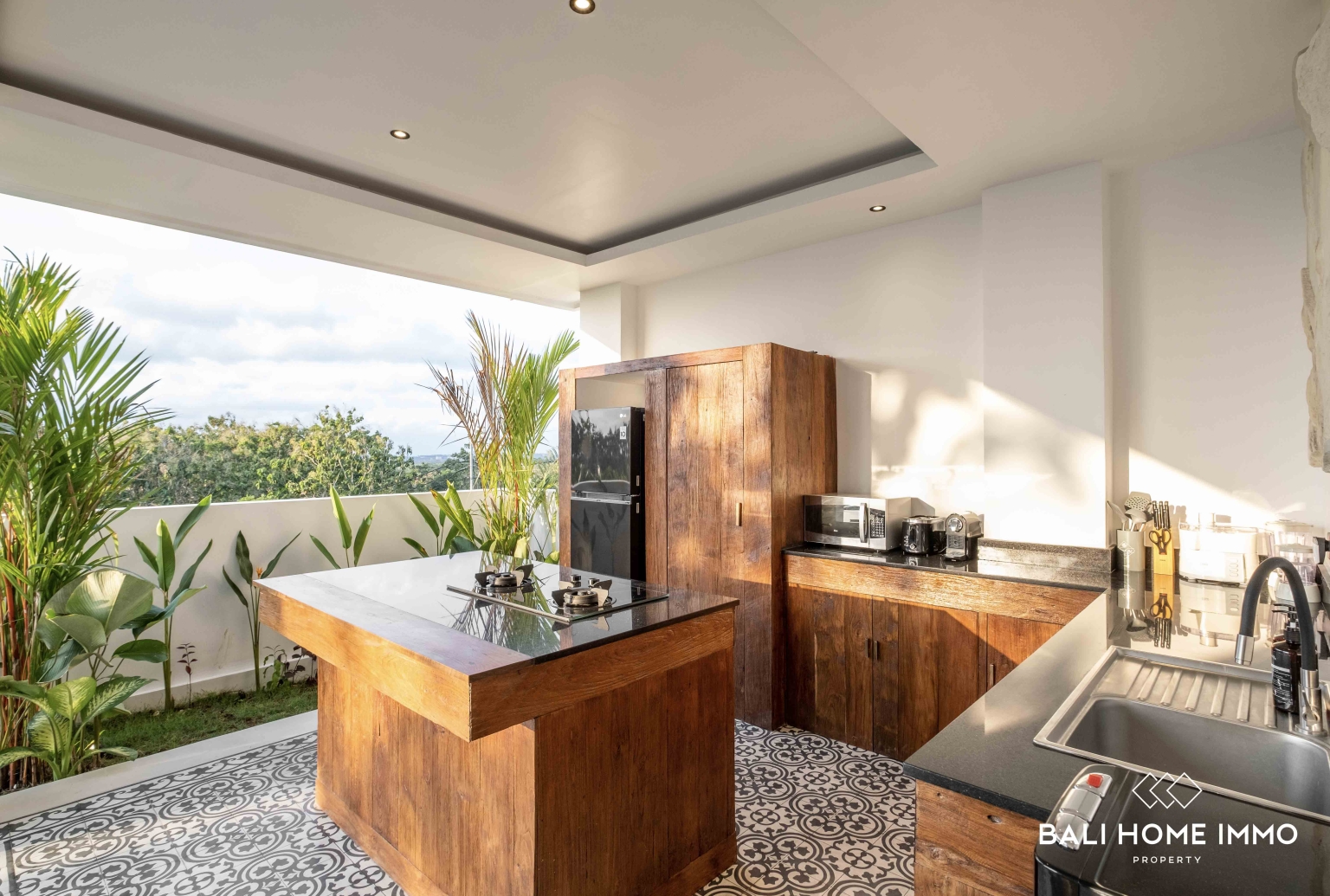 STUNNING 3 BEDROOM VILLA WITH OCEAN VIEW FOR SALE LEASEHOLD IN BINGIN view 11