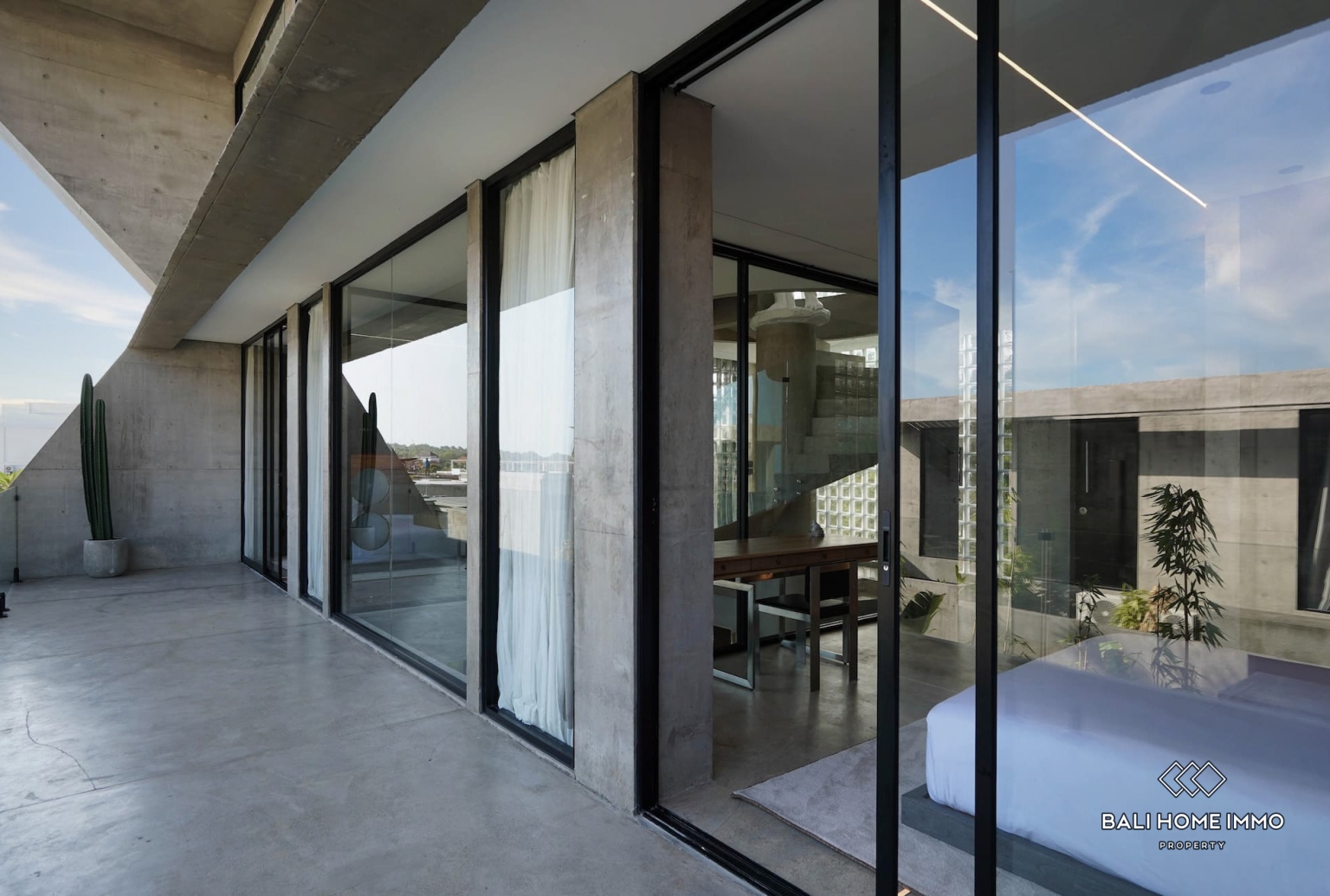 SUPERBE VILLA DE 3 CHAMBRES AVEC VUE SUR L'OCÉAN, À LOUER À L'ANNÉE OU AU MOIS view 3