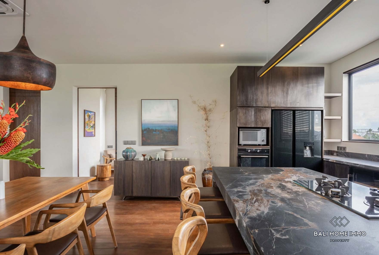 Villa menakjubkan dengan 3 kamar tidur dijual dengan status hak sewa di Bali Pantai Pererenan Lyma view 6