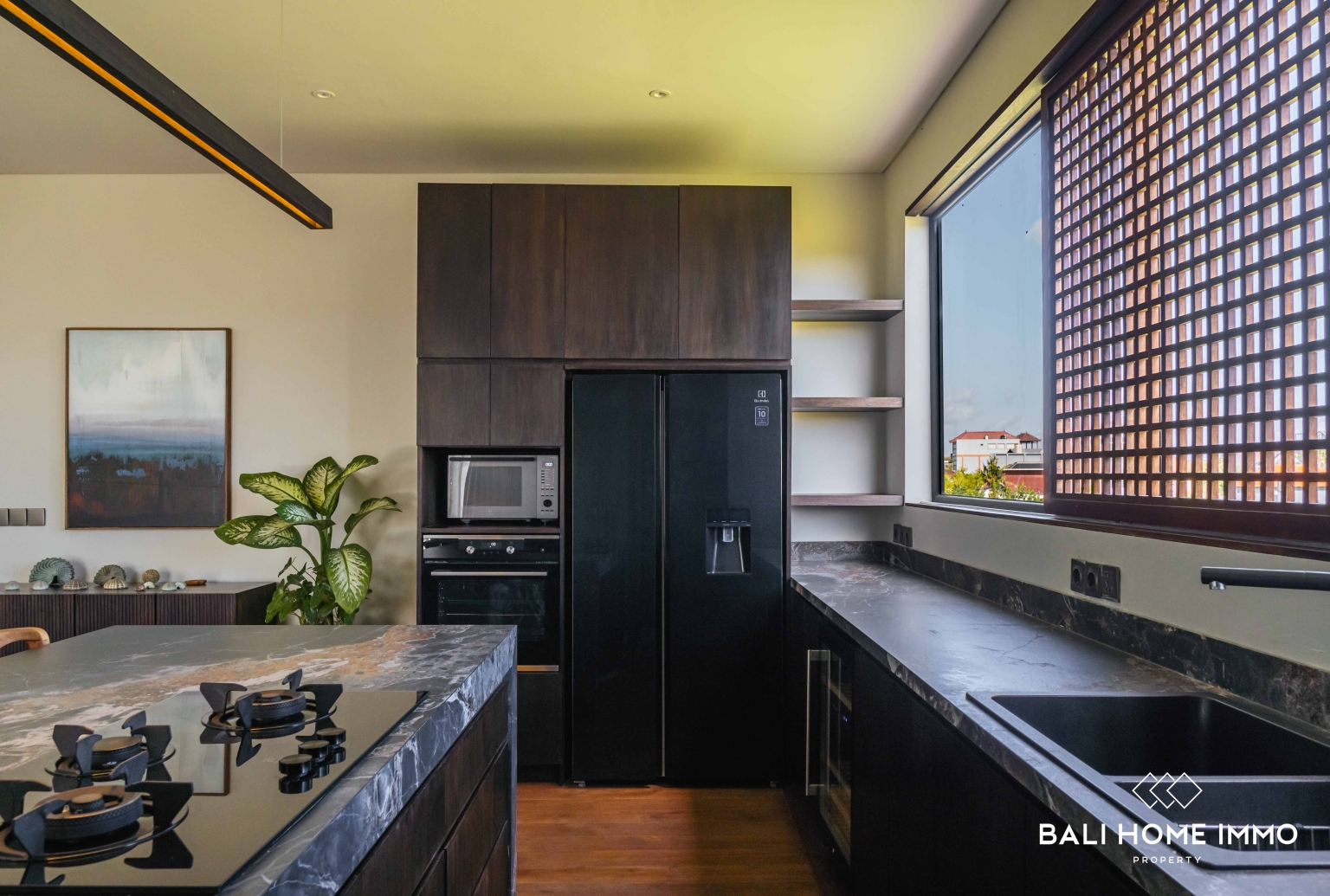 Stunning 3 bedrooms villa for sale leasehold in Bali Pererenan Lyma beach view 10