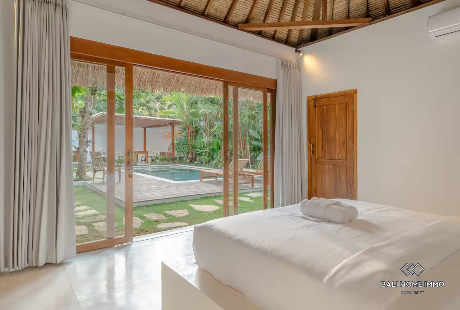 STUNNING 3 BEDROOMS VILLA FOR YEARLY & MONTHLY RENTAL IN ULUWATU - BINGIN view 11