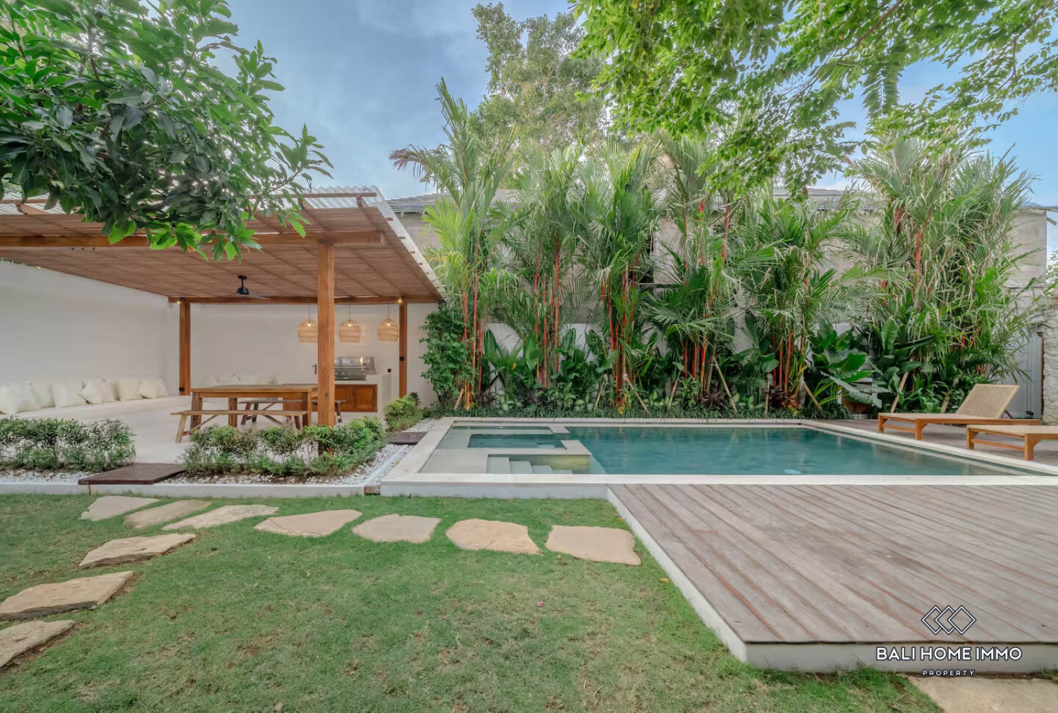 STUNNING 3 BEDROOMS VILLA FOR YEARLY & MONTHLY RENTAL IN ULUWATU - BINGIN view 17