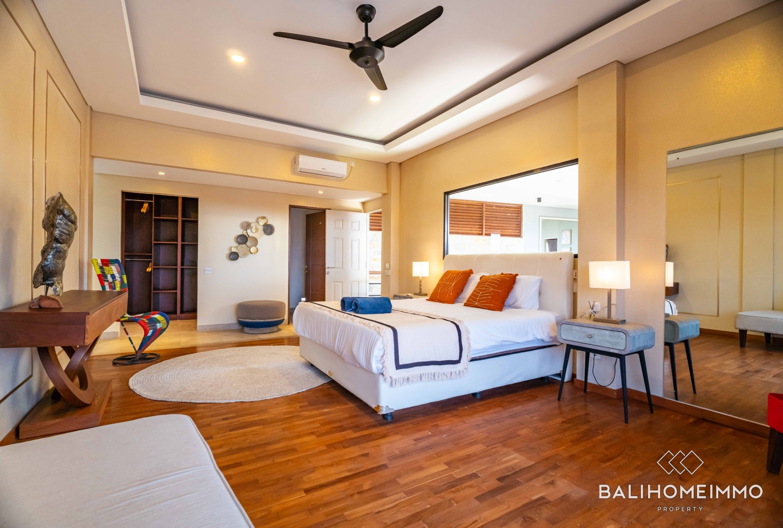 Stunning 4 Bedroom Villa for Sale and Rent in Bali Canggu Residential Side view 15
