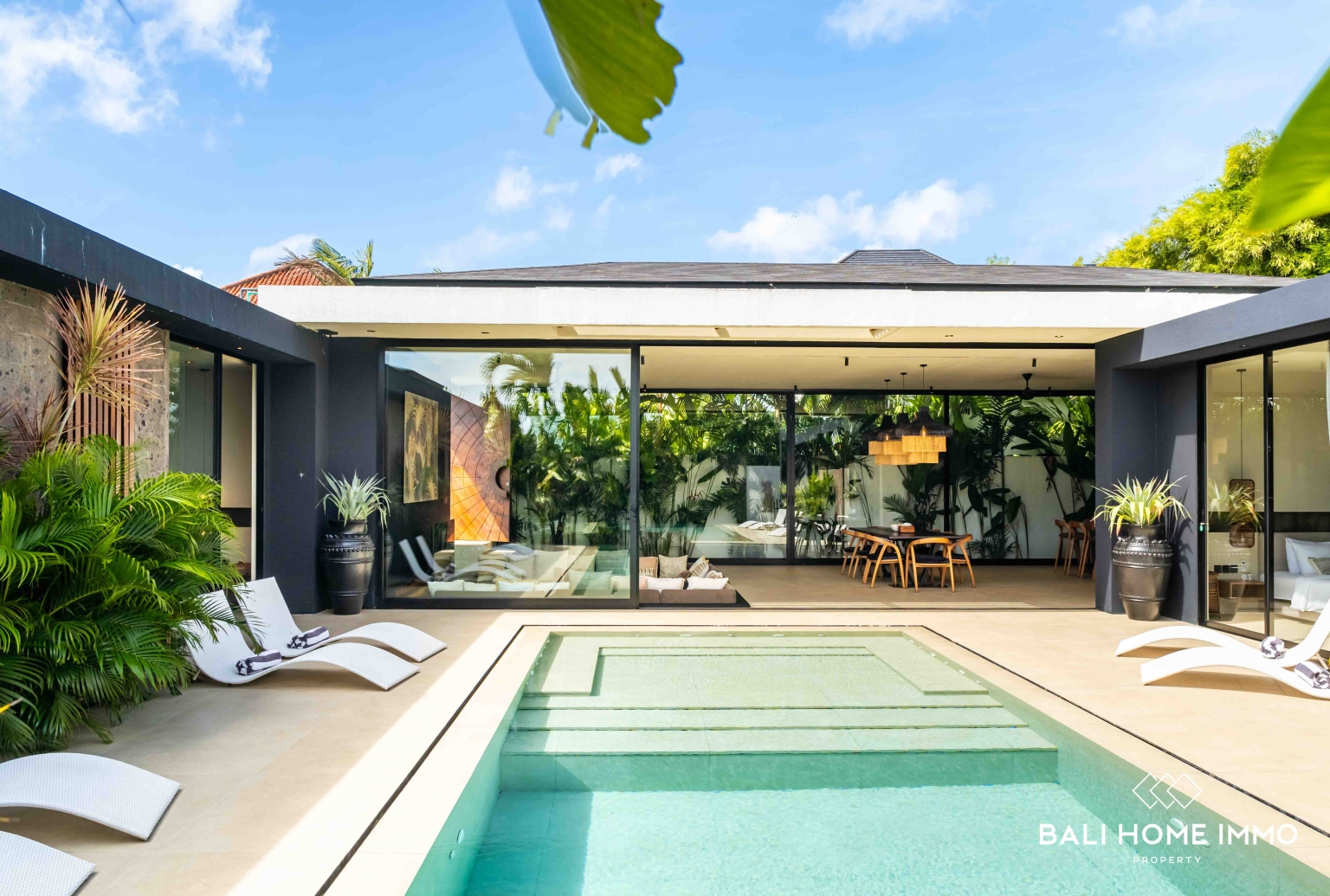Villa baru menakjubkan dengan 4 kamar tidur dijual di Bali - Umalas view 19