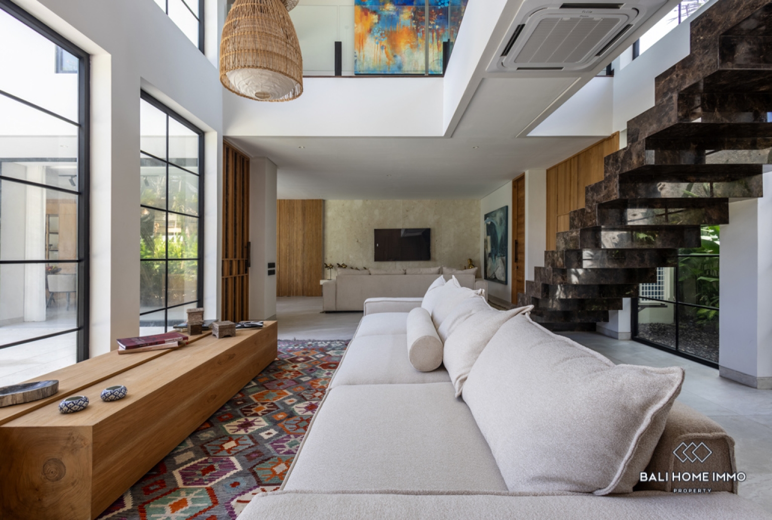 Stunning 5 Bedroom for Sale Leasehold in Bali Umalas view 5