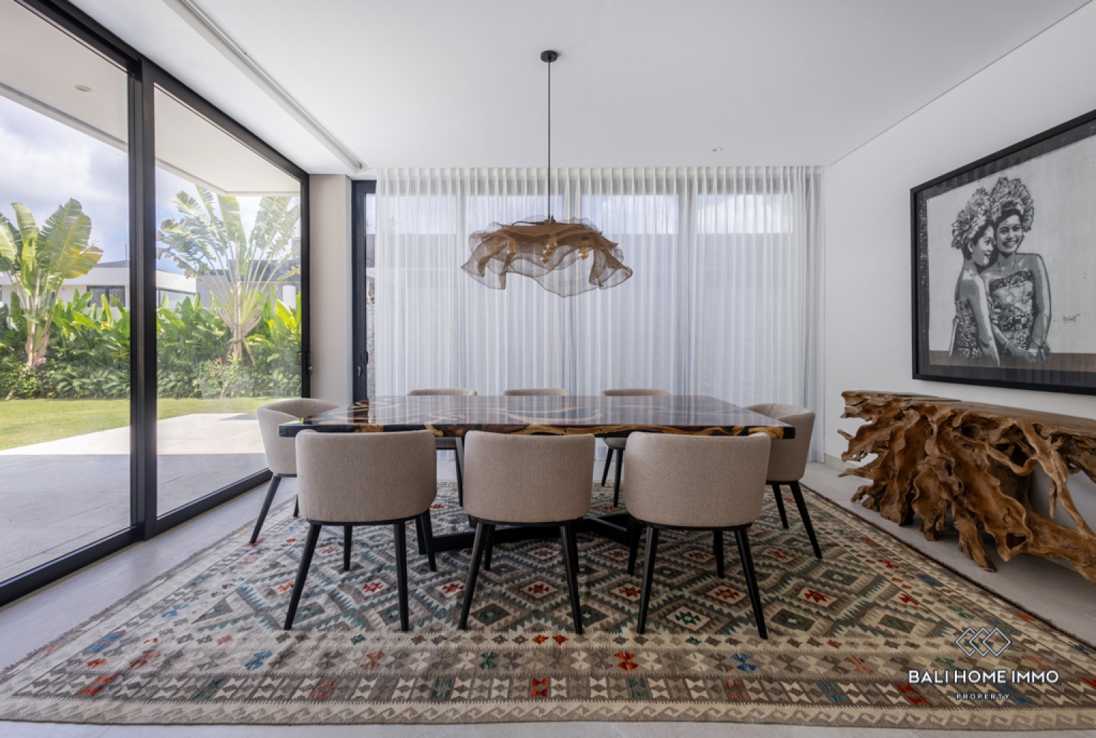 Stunning 5 Bedroom for Sale Leasehold in Bali Umalas view 7