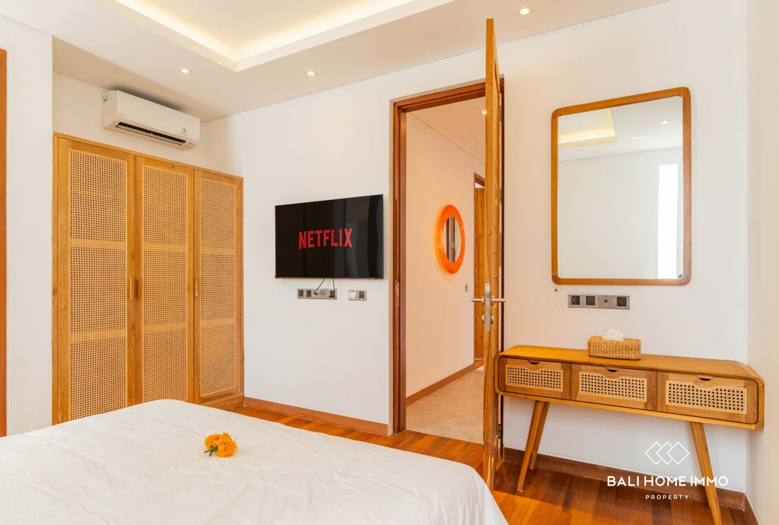 VILLA MEWAH 5 KAMAR UNTUK DIJUAL DENGAN STATUS LEASEHOLD DI BERAWA BALI view 15