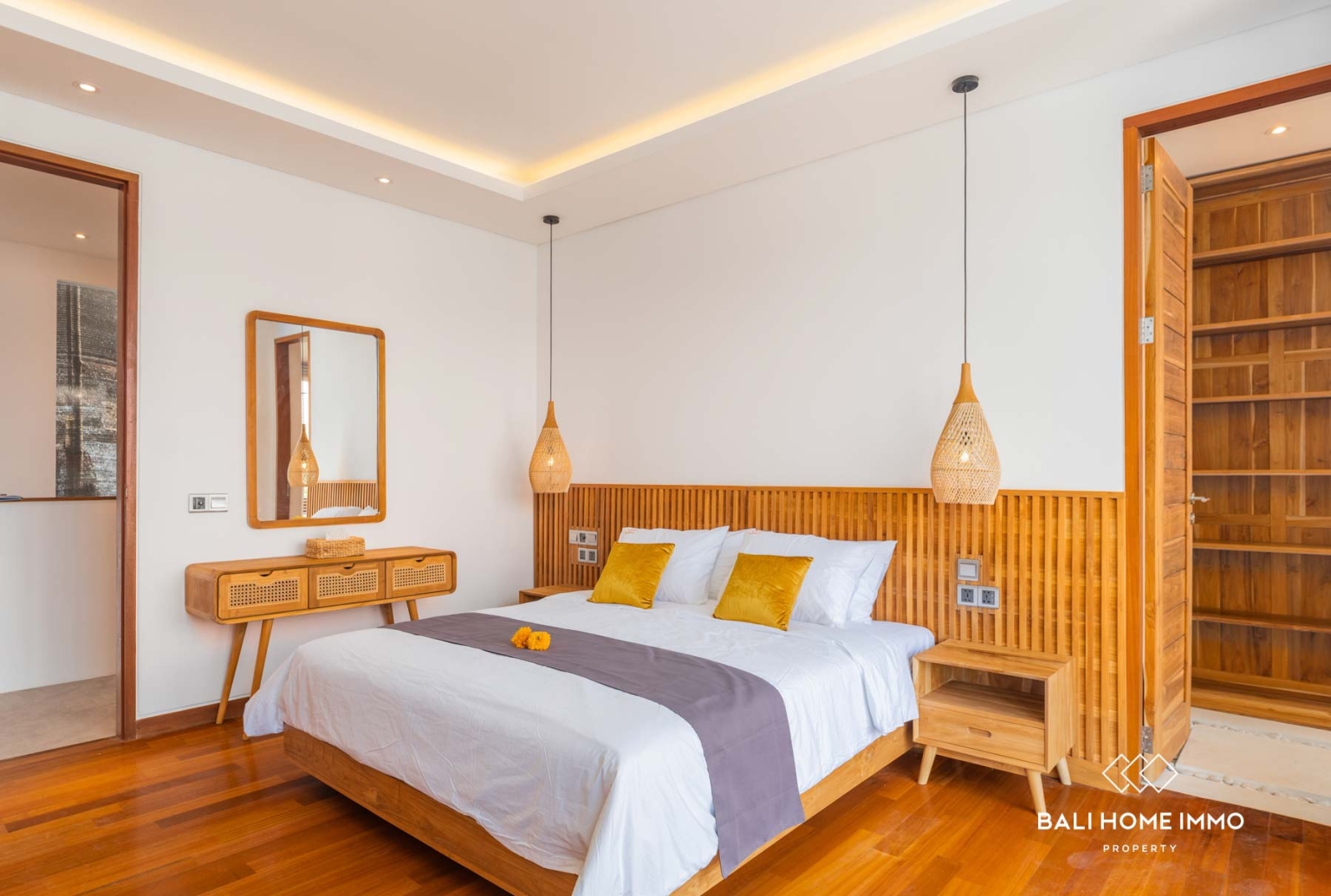 VILLA MEWAH 5 KAMAR UNTUK DIJUAL DENGAN STATUS LEASEHOLD DI BERAWA BALI view 14