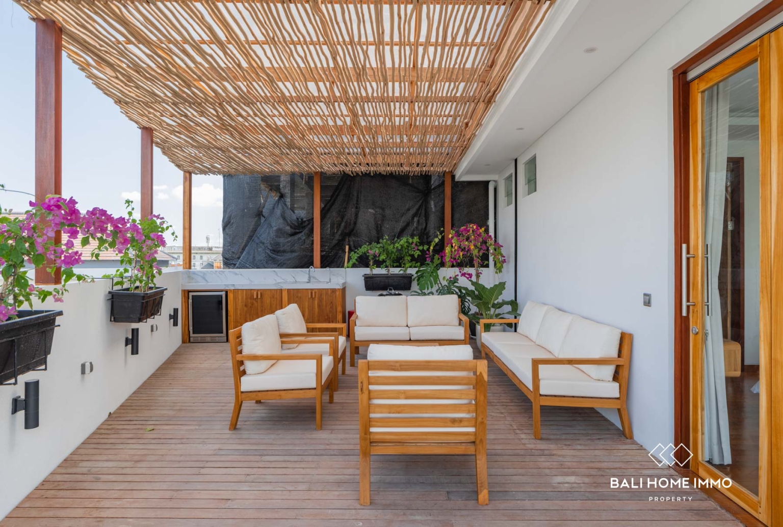 VILLA MEWAH 5 KAMAR UNTUK DIJUAL DENGAN STATUS LEASEHOLD DI BERAWA BALI view 25