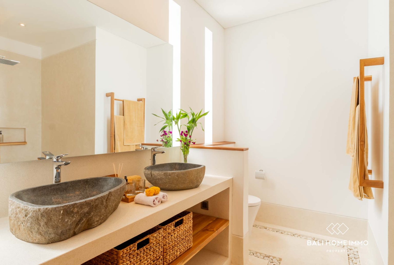 VILLA MEWAH 5 KAMAR UNTUK DIJUAL DENGAN STATUS LEASEHOLD DI BERAWA BALI view 22
