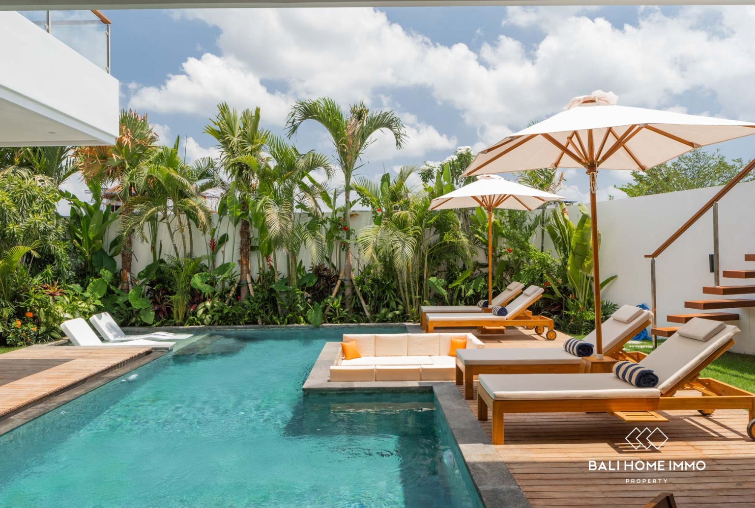 VILLA MEWAH 5 KAMAR UNTUK DIJUAL DENGAN STATUS LEASEHOLD DI BERAWA BALI view 31