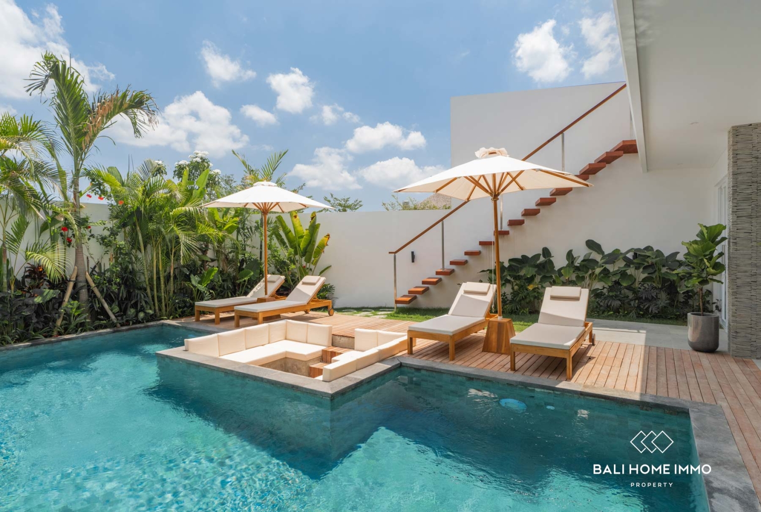 VILLA MEWAH 5 KAMAR UNTUK DIJUAL DENGAN STATUS LEASEHOLD DI BERAWA BALI view 28