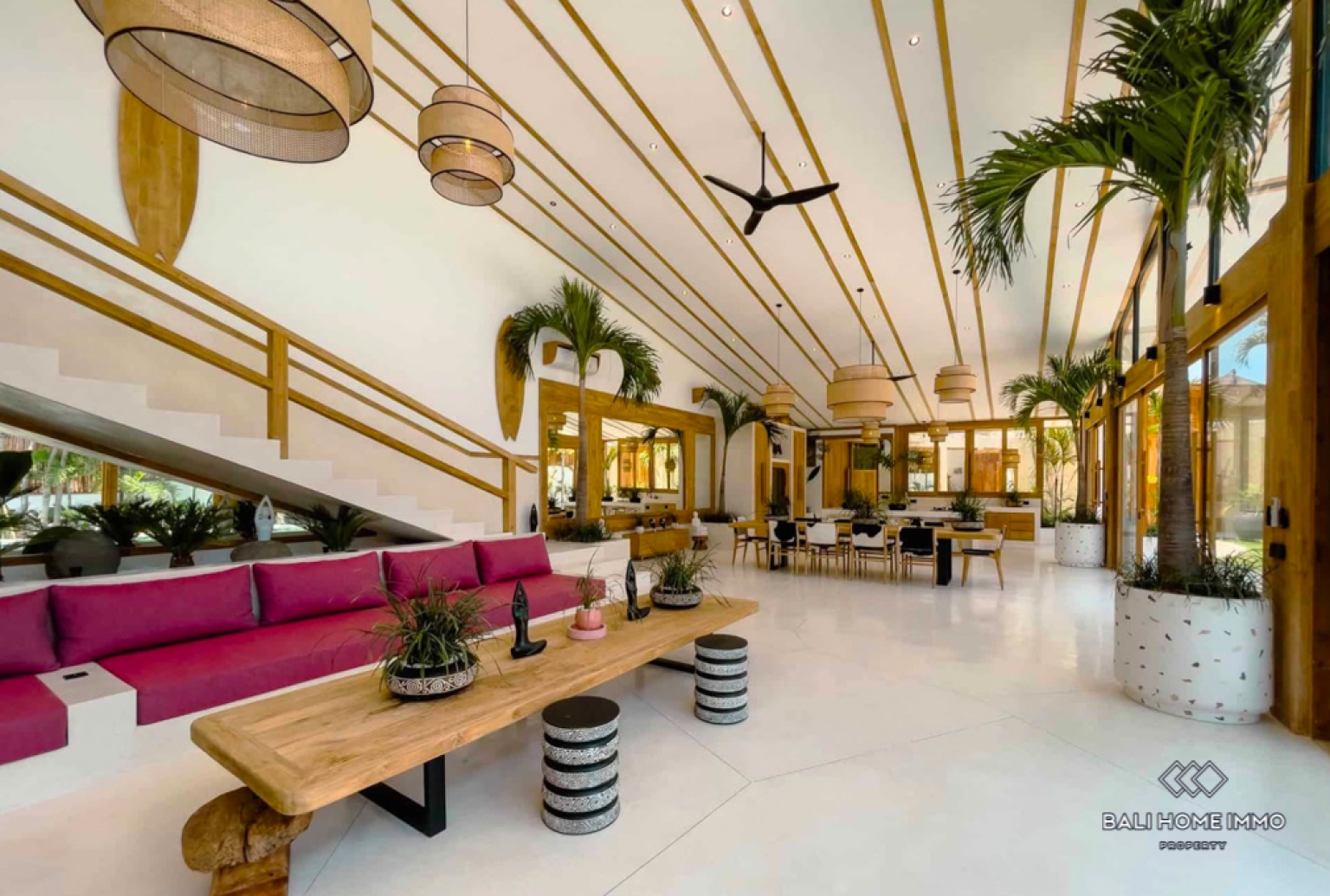 Stunning 5 Bedroom Villa for Sale and Rent in Bali Umalas view 4