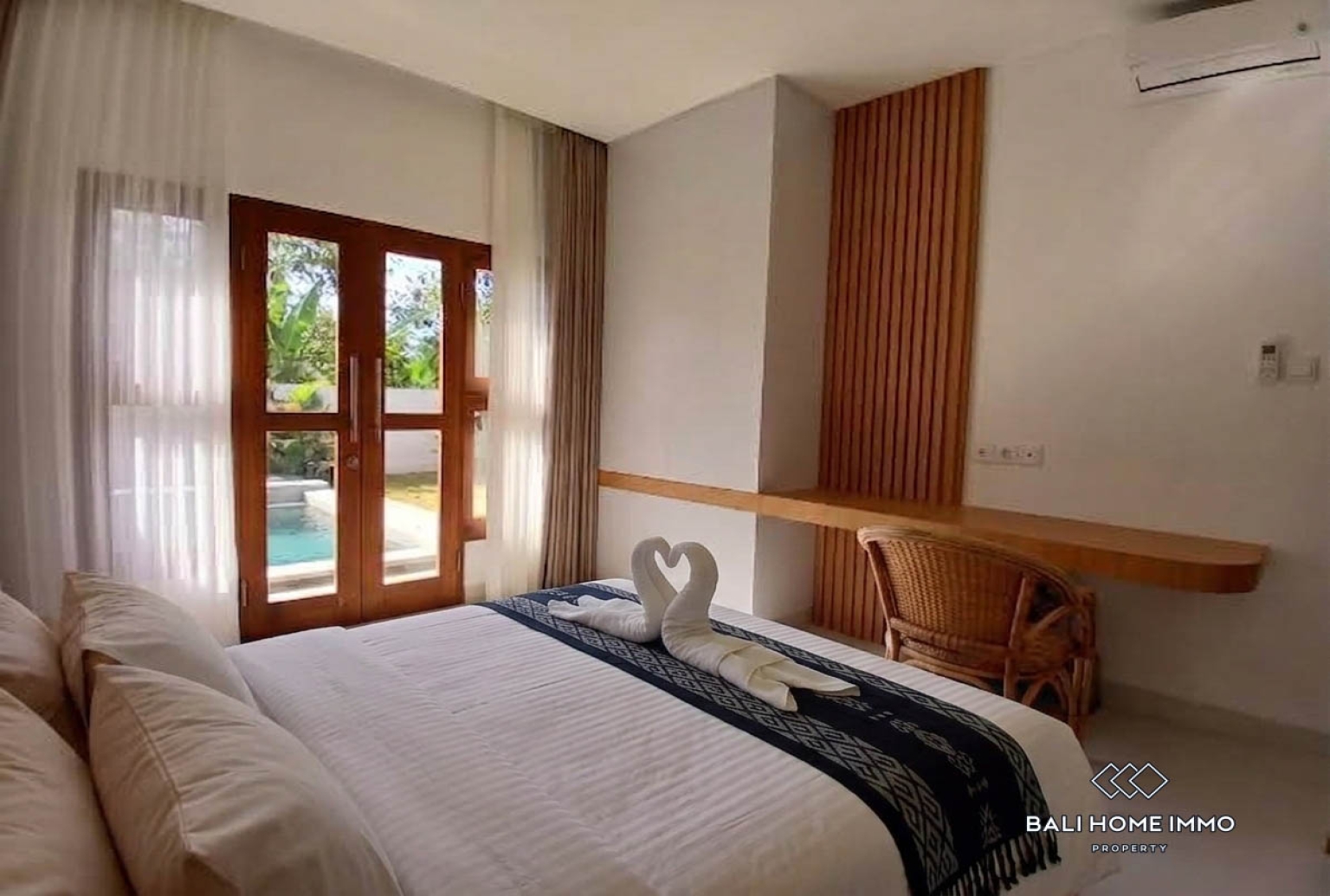 Stunning modern 3 bedroom villa for sale in Sayan Ubud view 6