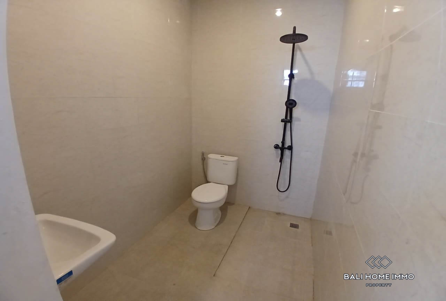 Stunning modern 3 bedroom villa for sale in Sayan Ubud view 8