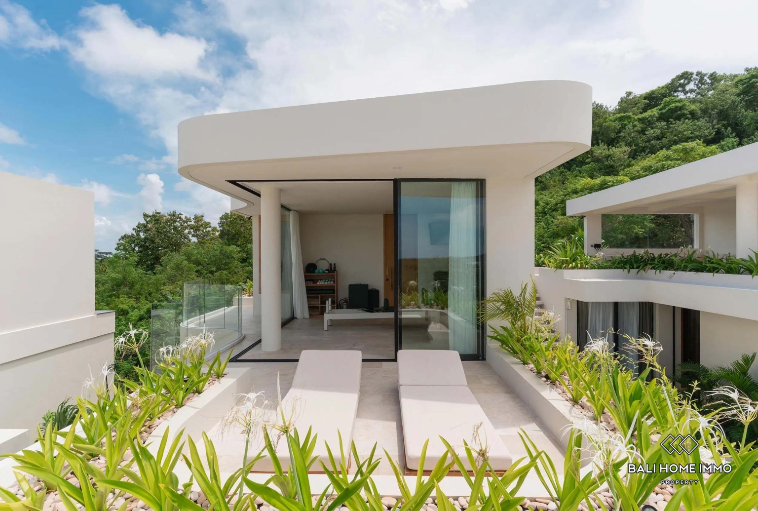 STUNNING OCEAN VIEW 3 BEDROOMS VILLA FOR MONTHLY RENTAL IN ULUWATU - BINGIN view 5