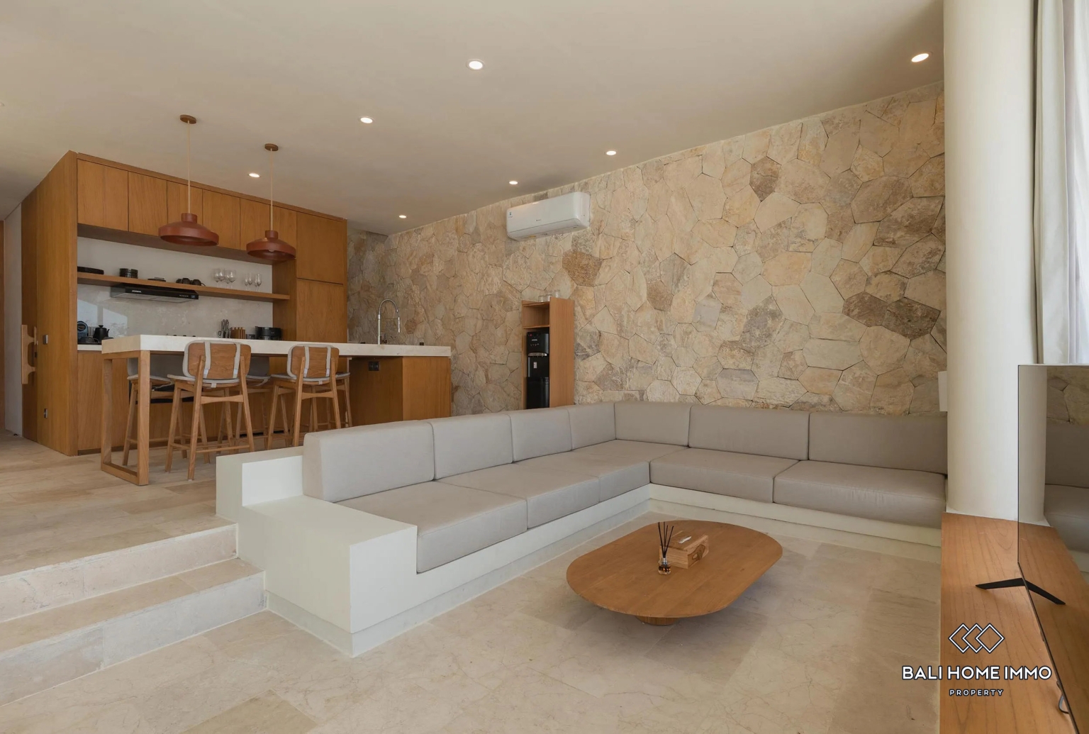STUNNING OCEAN VIEW 3 BEDROOMS VILLA FOR MONTHLY RENTAL IN ULUWATU - BINGIN view 6