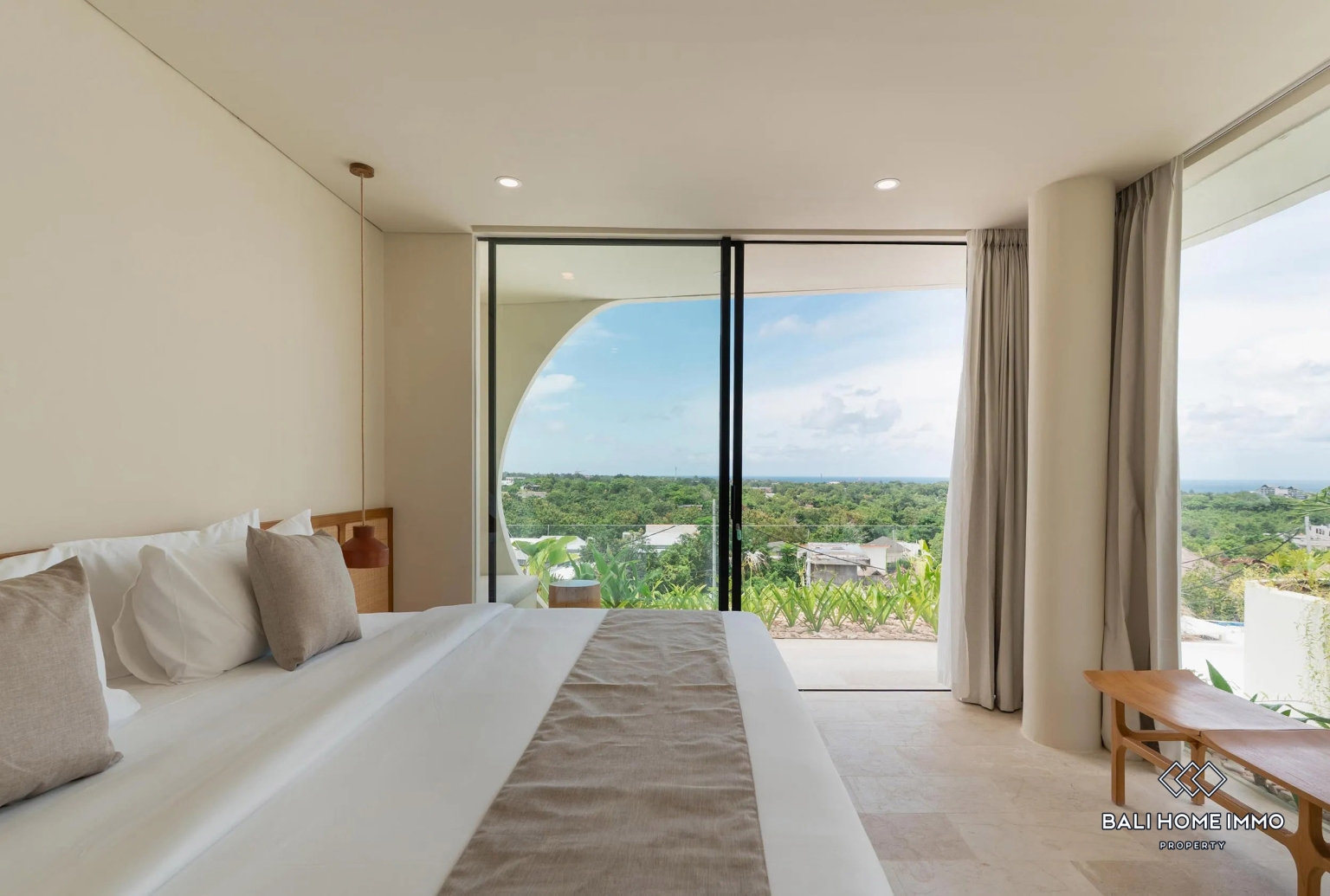 STUNNING OCEAN VIEW 3 BEDROOMS VILLA FOR MONTHLY RENTAL IN ULUWATU - BINGIN view 11