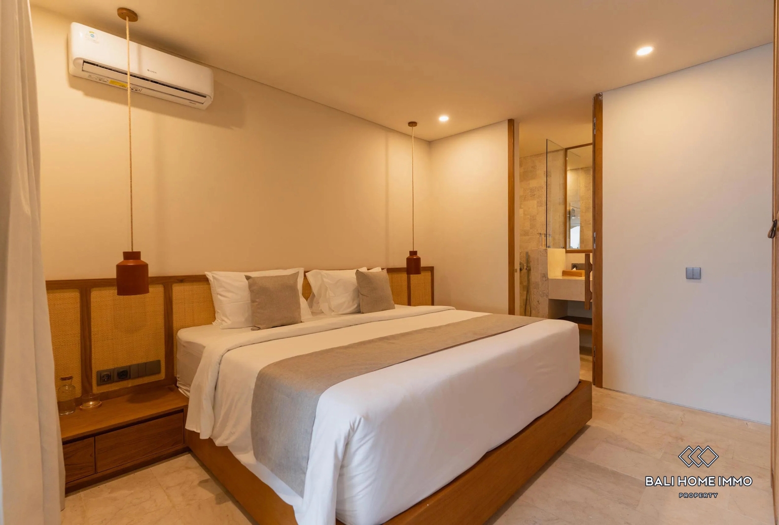 STUNNING OCEAN VIEW 3 BEDROOMS VILLA FOR MONTHLY RENTAL IN ULUWATU - BINGIN view 13