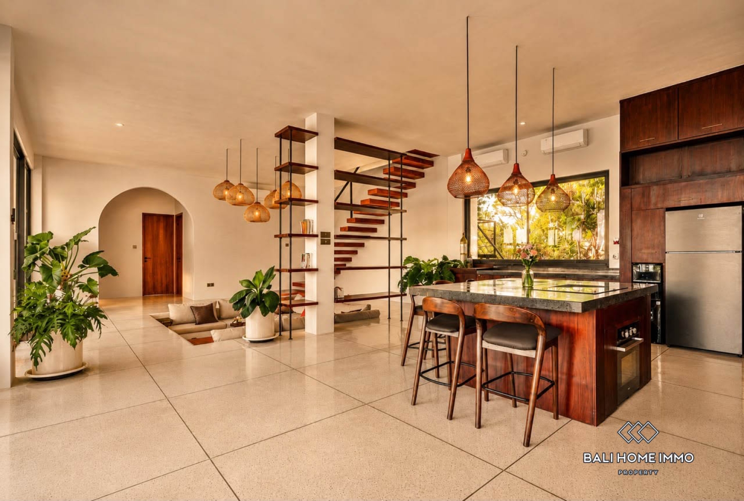 STUNNING WITH OCEAN VIEW 4 BEDROOMS VILLA FOR YEARLY RENTAL IN BALI - ULUWATU view 10
