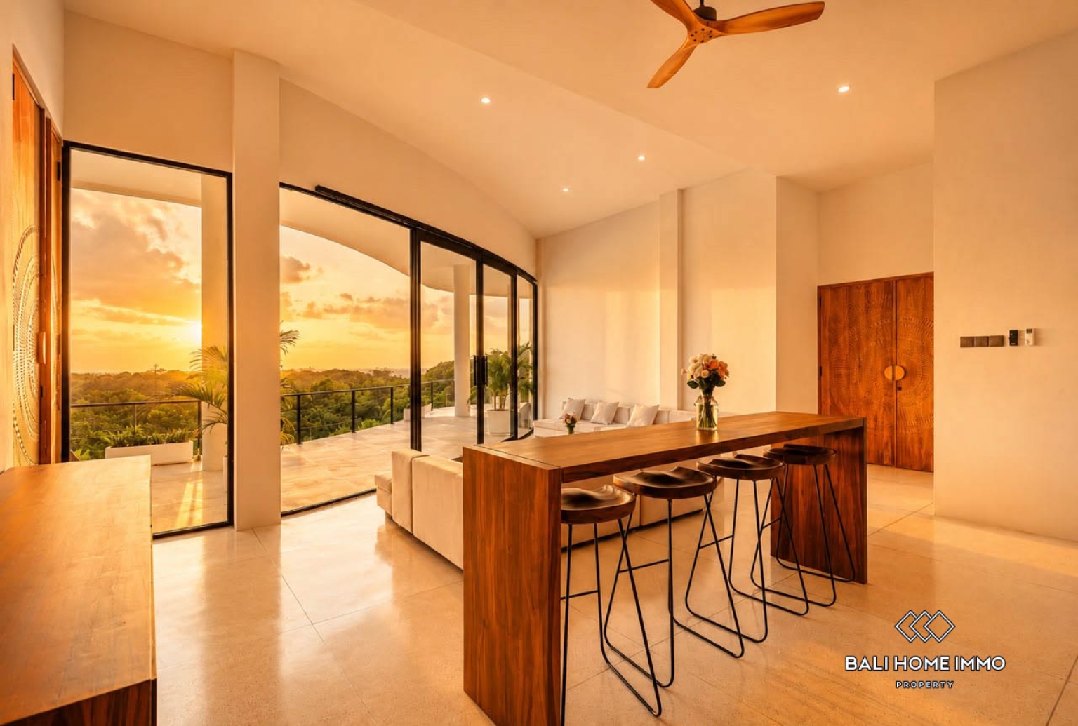 STUNNING WITH OCEAN VIEW 4 BEDROOMS VILLA FOR YEARLY RENTAL IN BALI - ULUWATU view 9