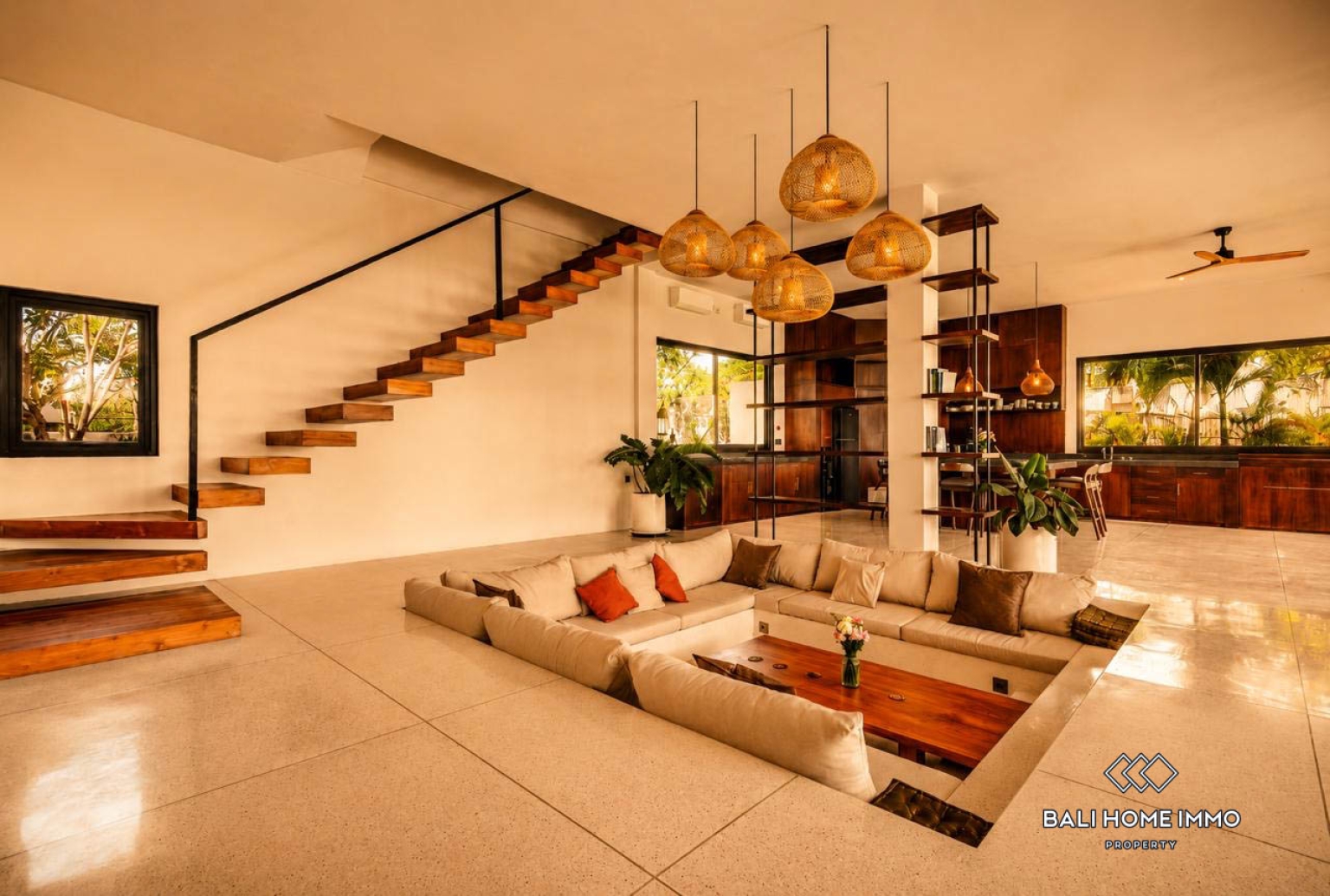 STUNNING WITH OCEAN VIEW 4 BEDROOMS VILLA FOR YEARLY RENTAL IN BALI - ULUWATU view 5