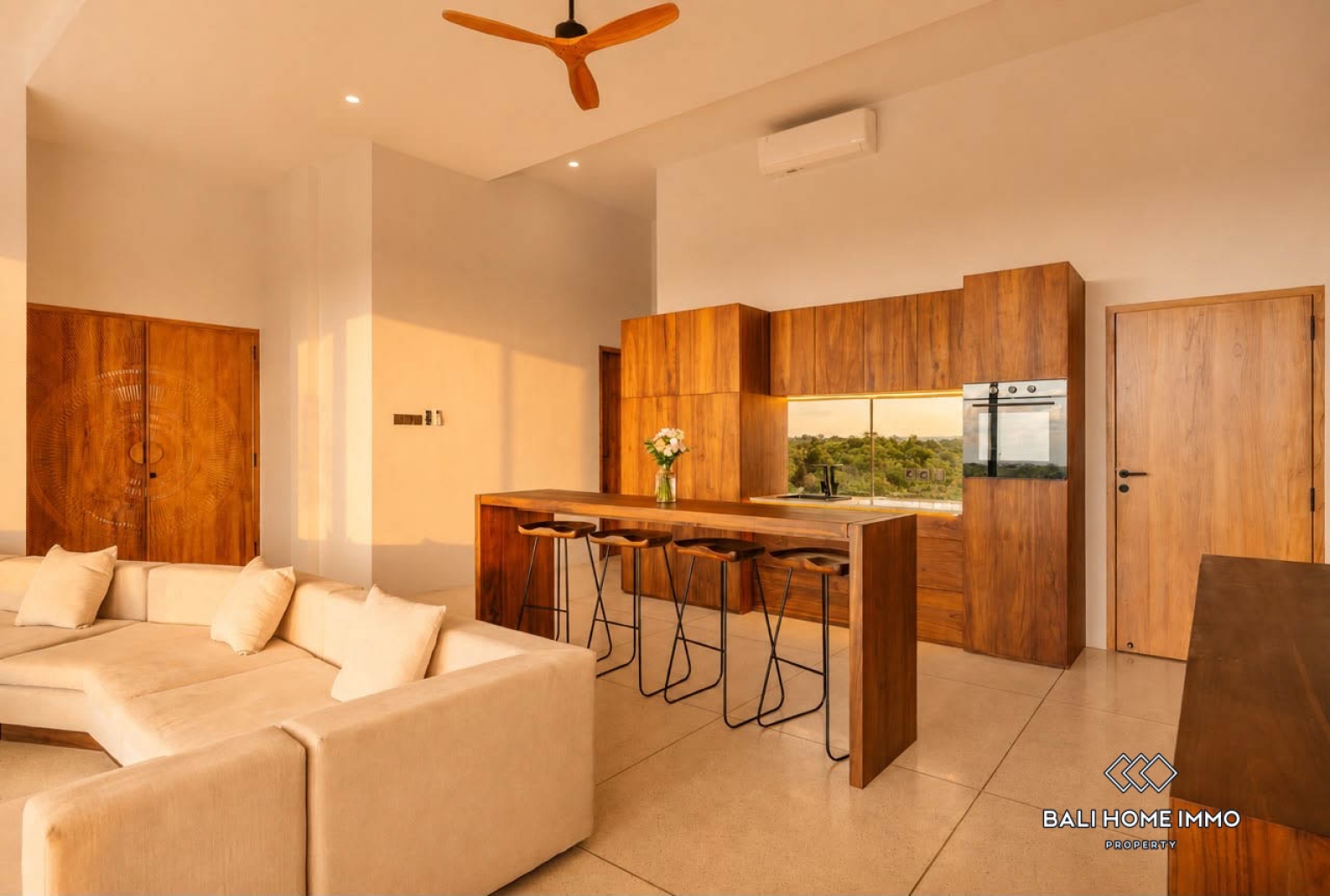 STUNNING WITH OCEAN VIEW 4 BEDROOMS VILLA FOR YEARLY RENTAL IN BALI - ULUWATU view 8