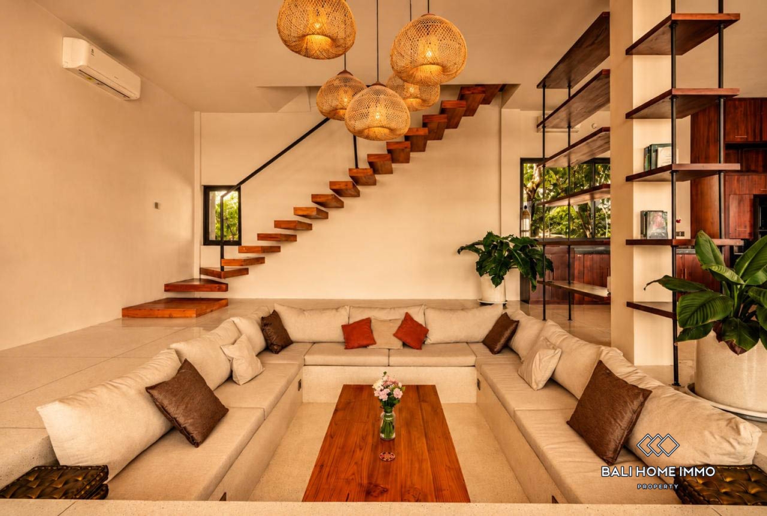 STUNNING WITH OCEAN VIEW 4 BEDROOMS VILLA FOR YEARLY RENTAL IN BALI - ULUWATU view 4