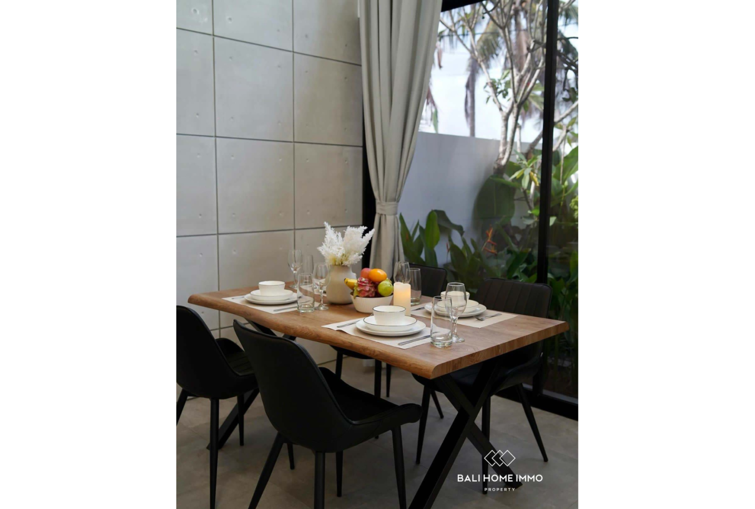Stylish 1 Bedroom Apartment for Leasehold Sale in Canggu Bali view 3
