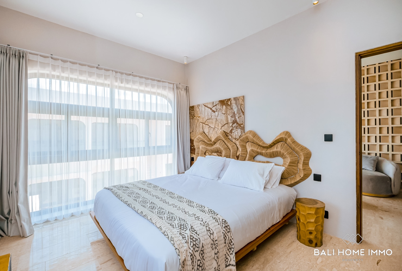 Stylish 1-Bedroom Apartment for Sale Leasehold Near Balangan Beach view 11