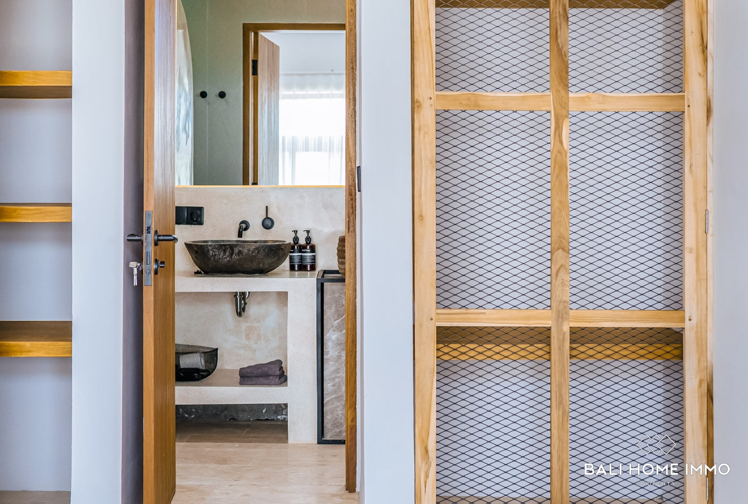Stylish 1-Bedroom Apartment for Sale Leasehold Near Balangan Beach view 18