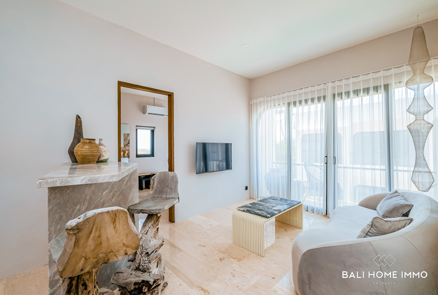 Stylish 1-Bedroom Apartment for Sale Leasehold Near Balangan Beach view 7