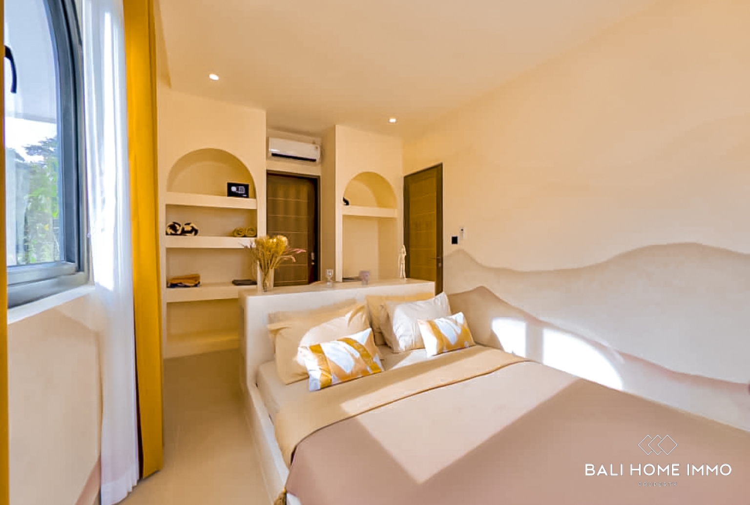 Stylish 1-Bedroom Apartment with Pool Access for Sale Leasehold in Ungasan view 7