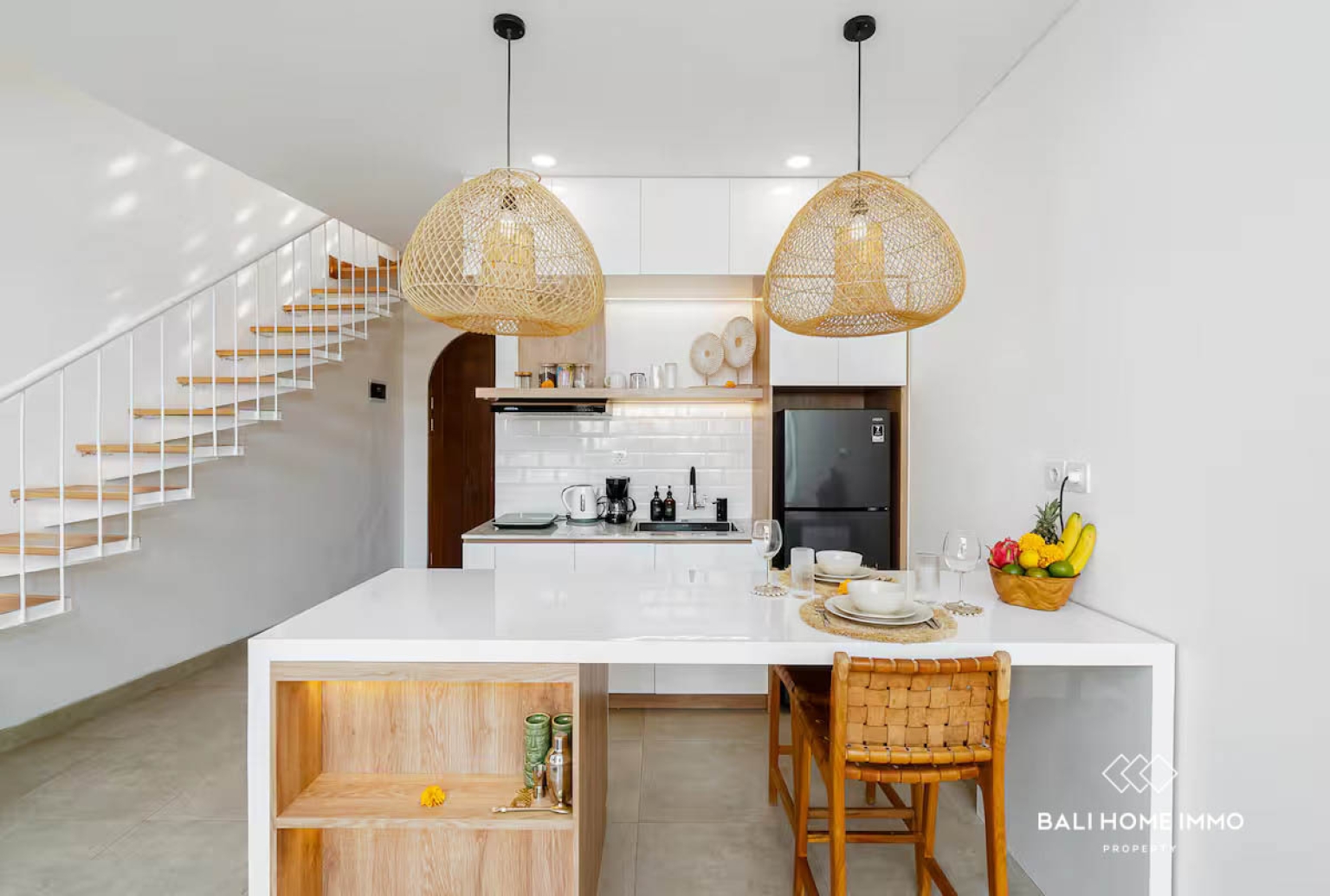 Stylish 1-Bedroom Private Mezzanine Villa for sale In Batu Bolong view 4