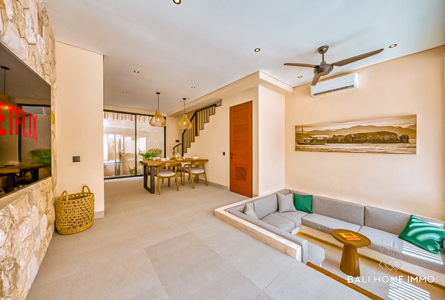 Vila Tropis 1 Kamar Tidur Bergaya untuk Dijual Dekat Pantai Bingin view 5