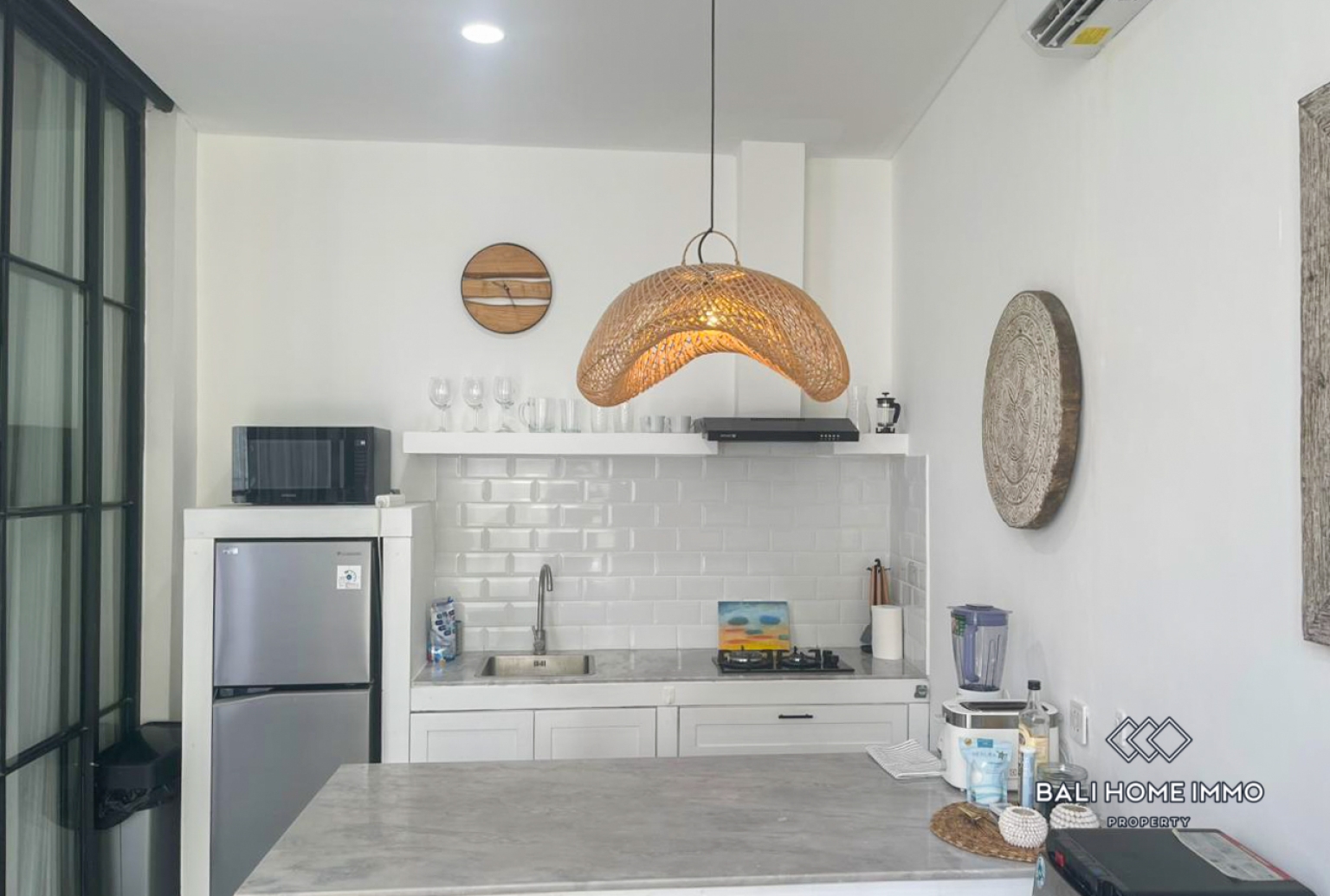 Stylish 1 Bedroom Turn Key Villa for Sale and Rent Near Bingin Beach view 5
