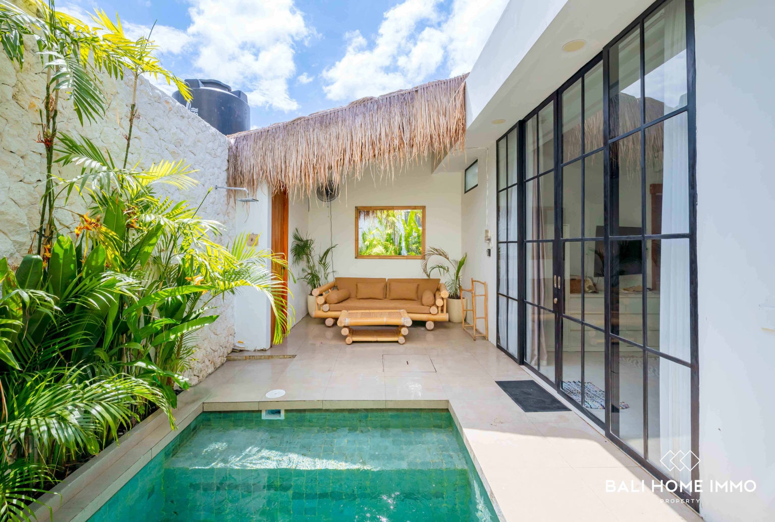 Stylish 1 Bedroom Turn Key Villa for Sale and Rent Near Bingin Beach view 3