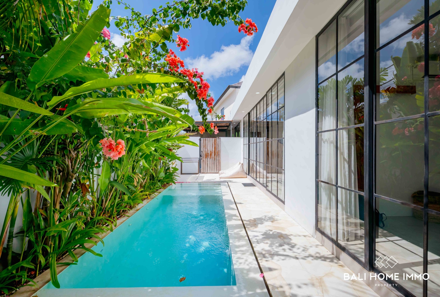 Stylish 2 Bedroom Turn Key Villa for Sale Near Bingin Beach view 3