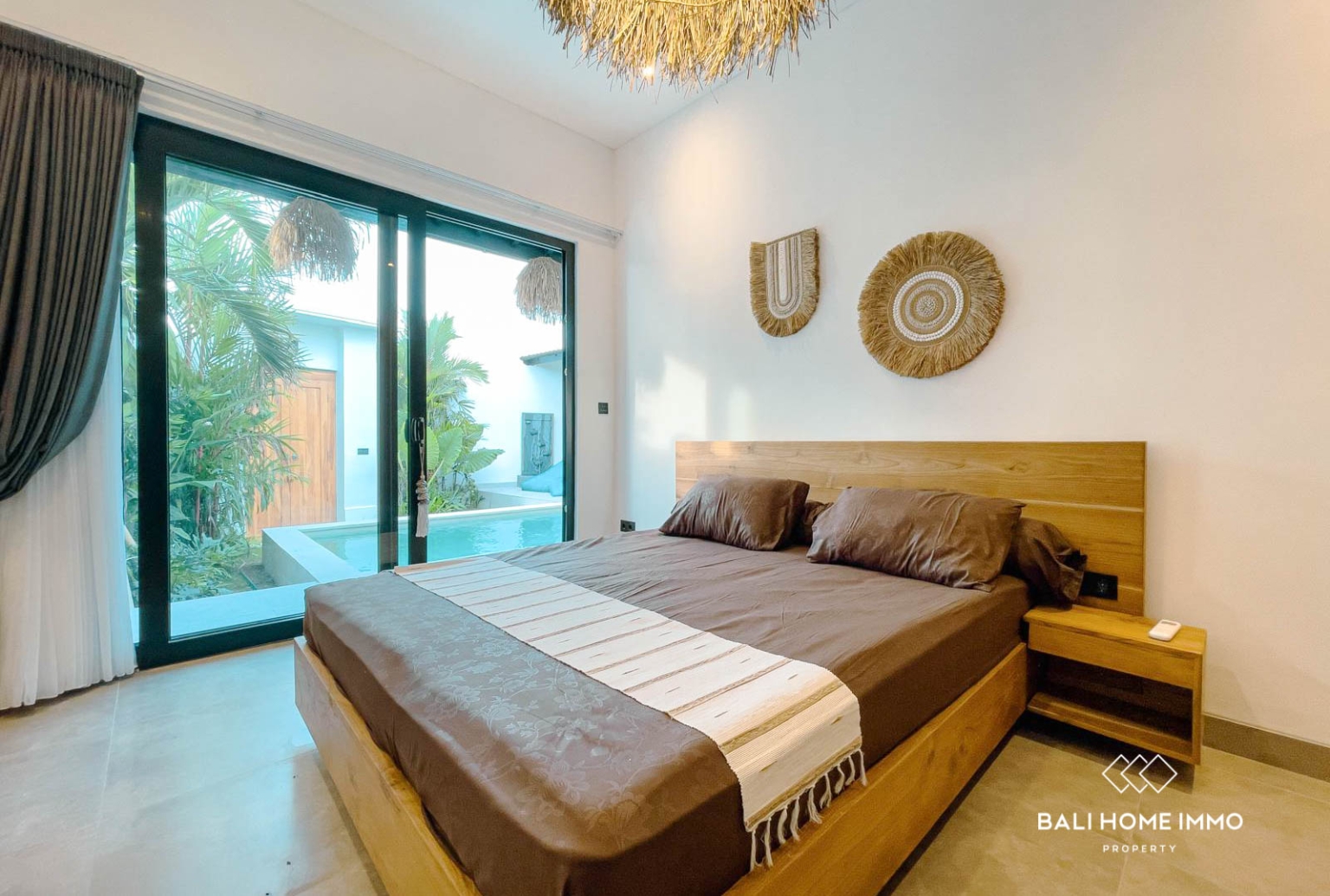 Stylish 2-Bedroom Villa with Private Pool for Monthly & Yearly Rent in Kerobokan view 13