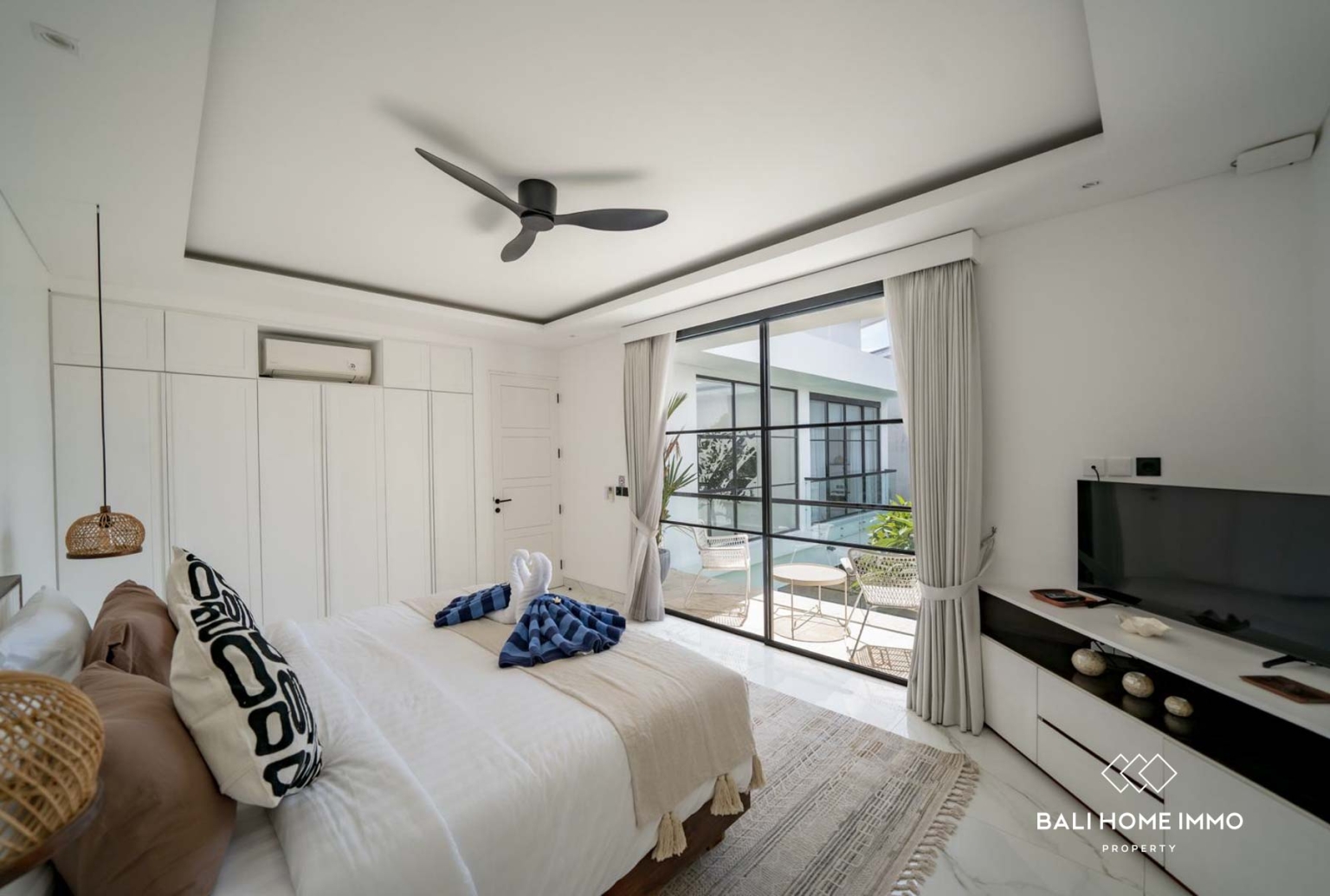 VILLA ÉLÉGANTE DE 3 CHAMBRES À VENDRE EN BAIL À SEMINYAK, BALI view 18
