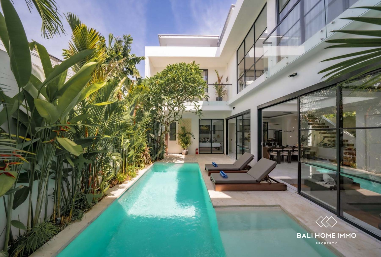 VILLA ÉLÉGANTE DE 3 CHAMBRES À VENDRE EN BAIL À SEMINYAK, BALI view 24