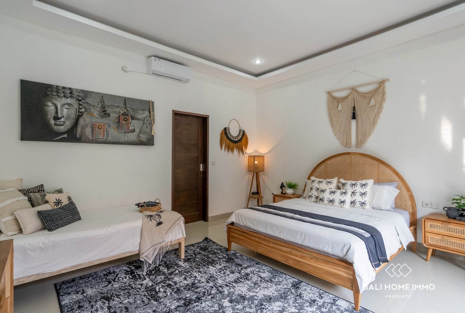 Stylish 3-Bedroom Villa for Monthly Rent in Prime Berawa view 9
