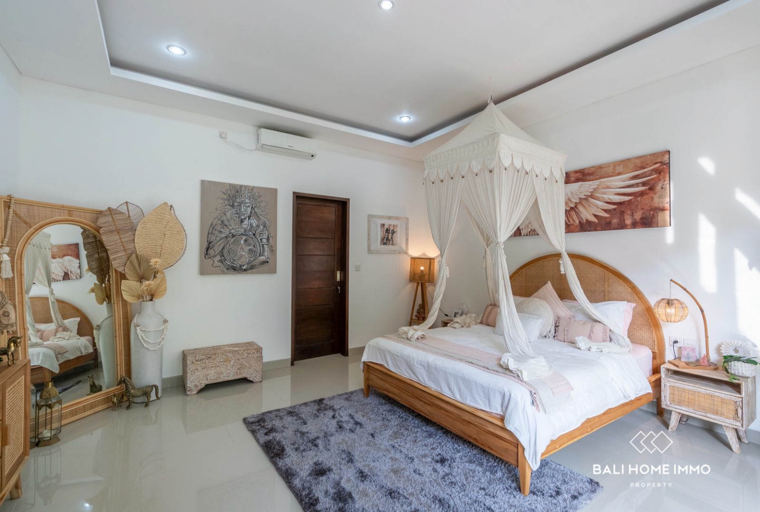 Stylish 3-Bedroom Villa for Monthly Rent in Prime Berawa view 12