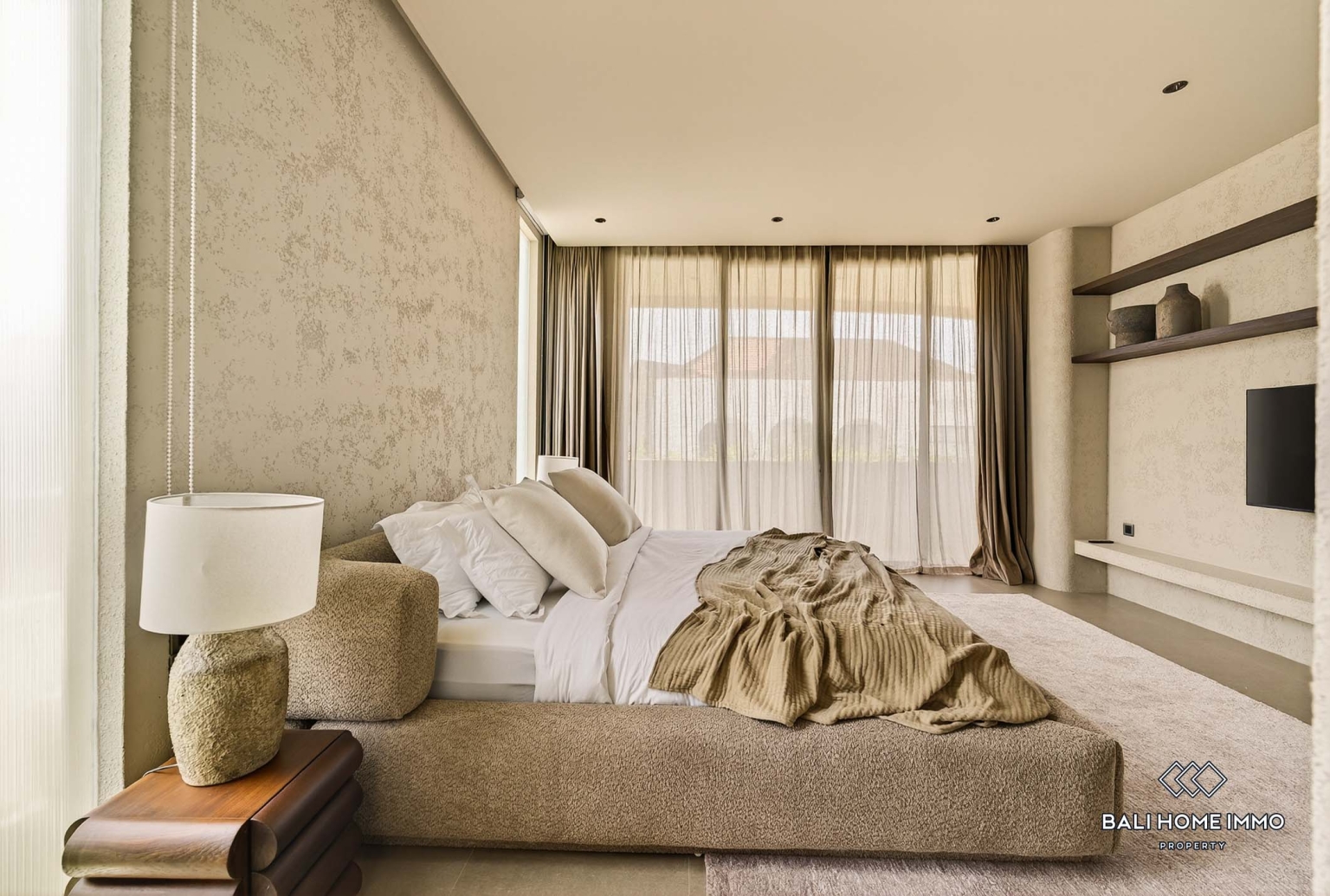 Stylish 3 Bedrooms holiday villa for sale in Bali, Canggu, residential side view 11