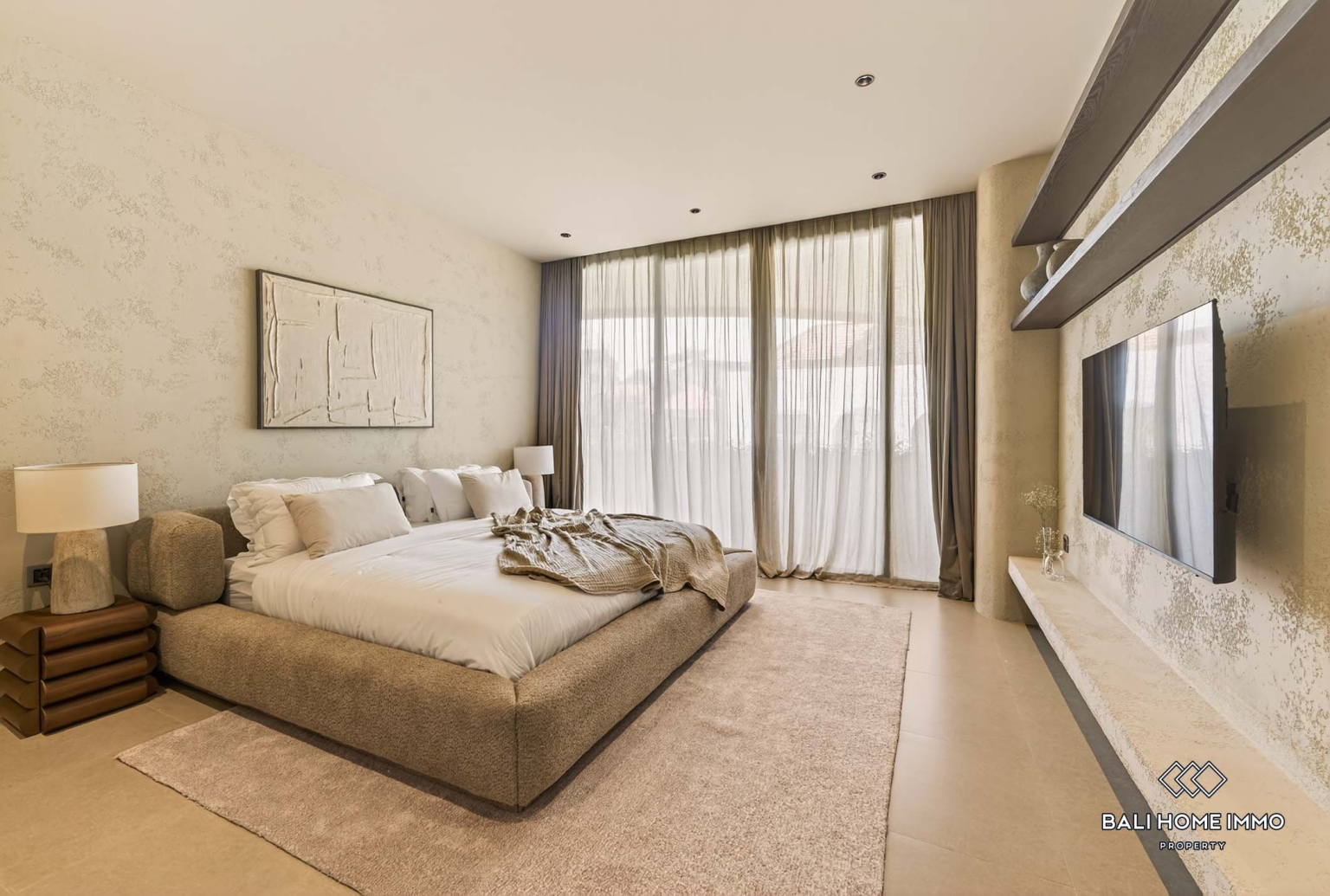 Stylish 3 Bedrooms holiday villa for sale in Bali, Canggu, residential side view 9