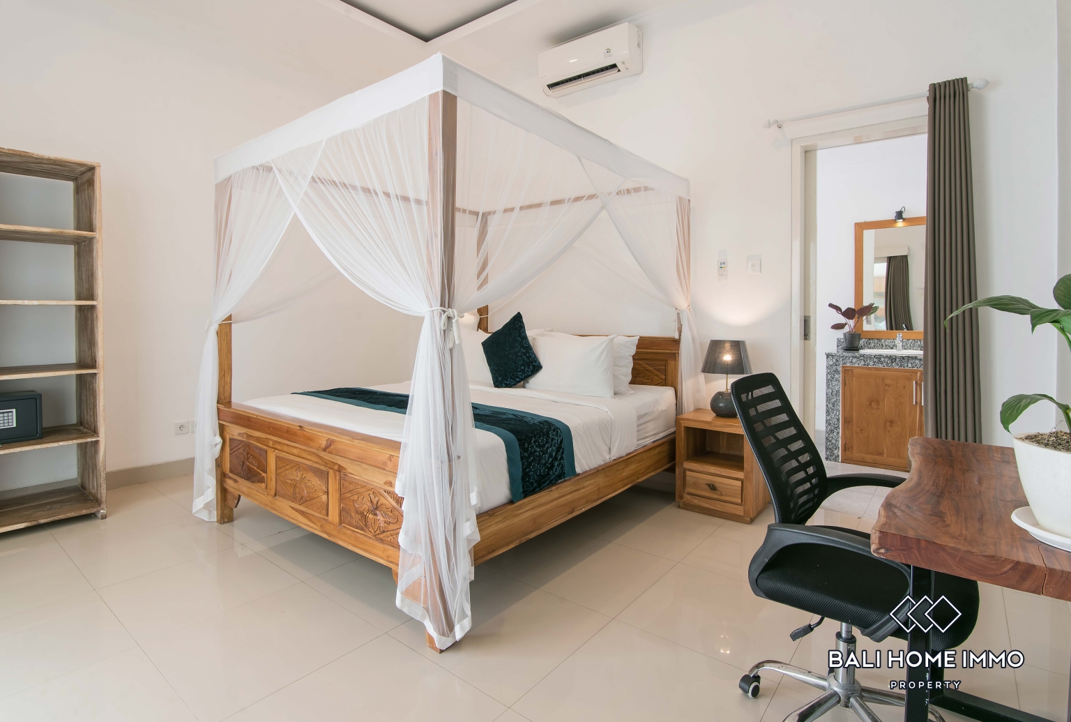 Three units of 3 bedroom villa for rent in Canggu Berawa Beachside view 15