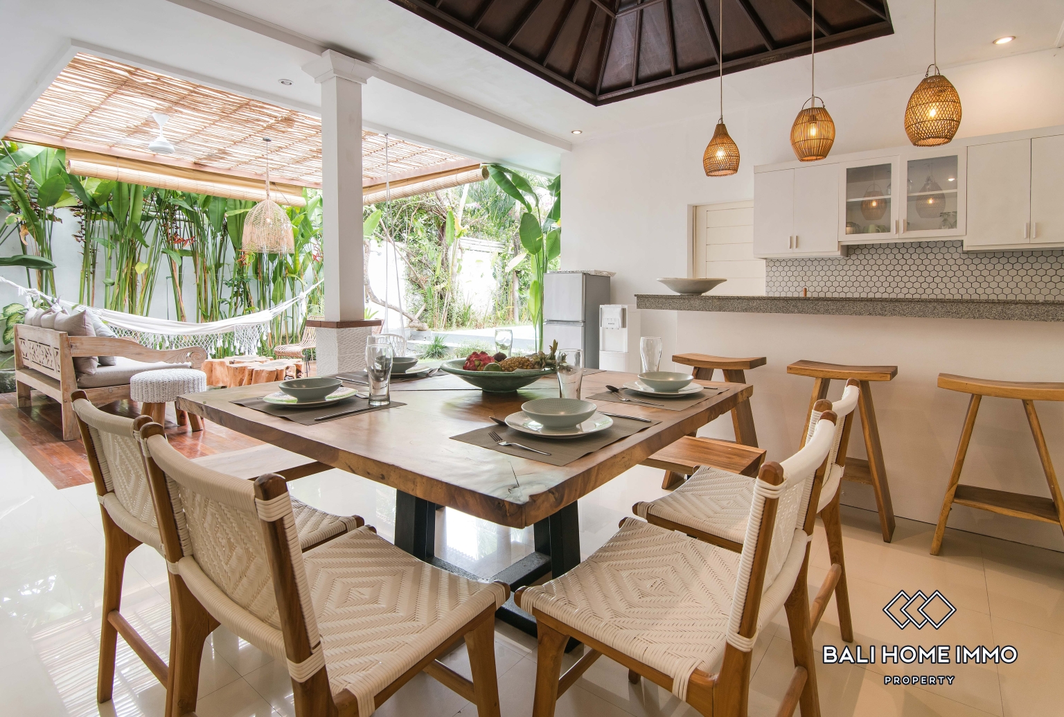 Three units of 3 bedroom villa for rent in Canggu Berawa Beachside view 10