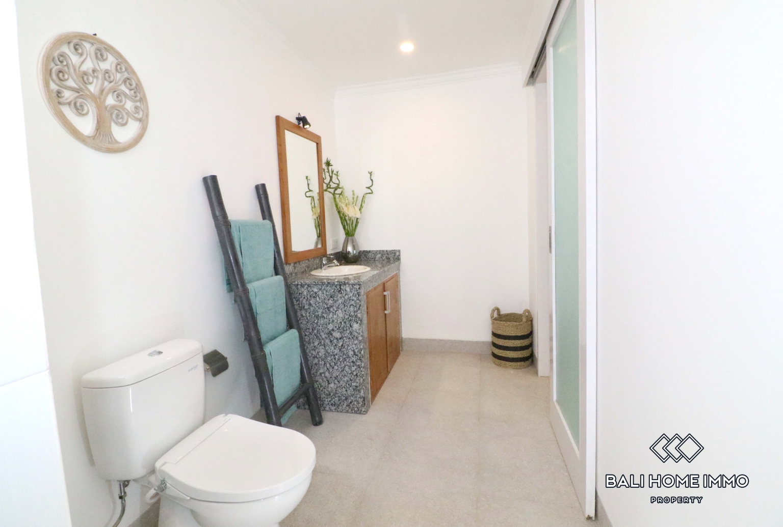 Three units of 3 bedroom villa for rent in Canggu Berawa Beachside view 21